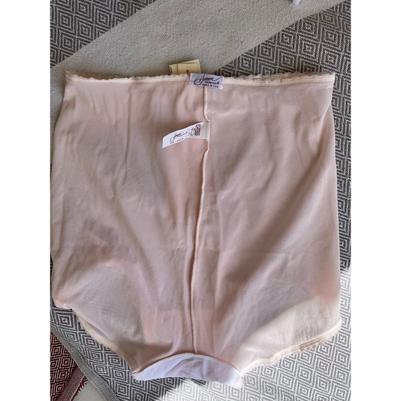 NOS VInTaGe HENSON KICKERNICK 🫦“Skimp Skamp” BaBy Pink Panties NWT - Picture 8 of 11